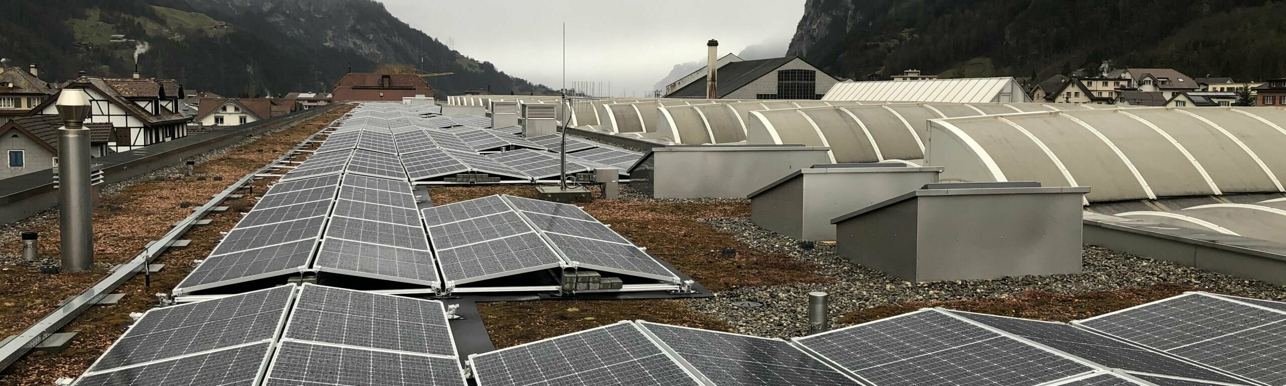 Solaranlagen auf Dächern der SBB